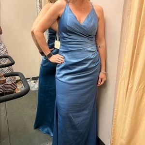 NWT never worn David’s bridal prom or bridesmaid dress.